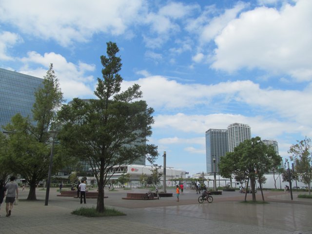 高島中央公園（神奈川大学みなとみらいキャンパス）