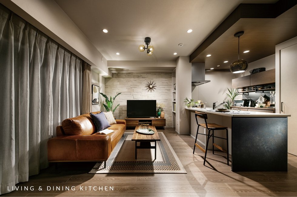 LIVING & DINING KITCHEN