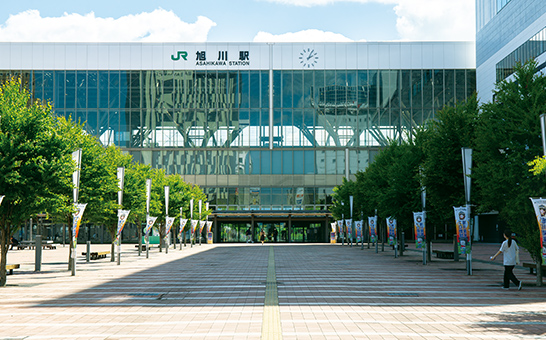 JR「旭川」駅（出入口3）