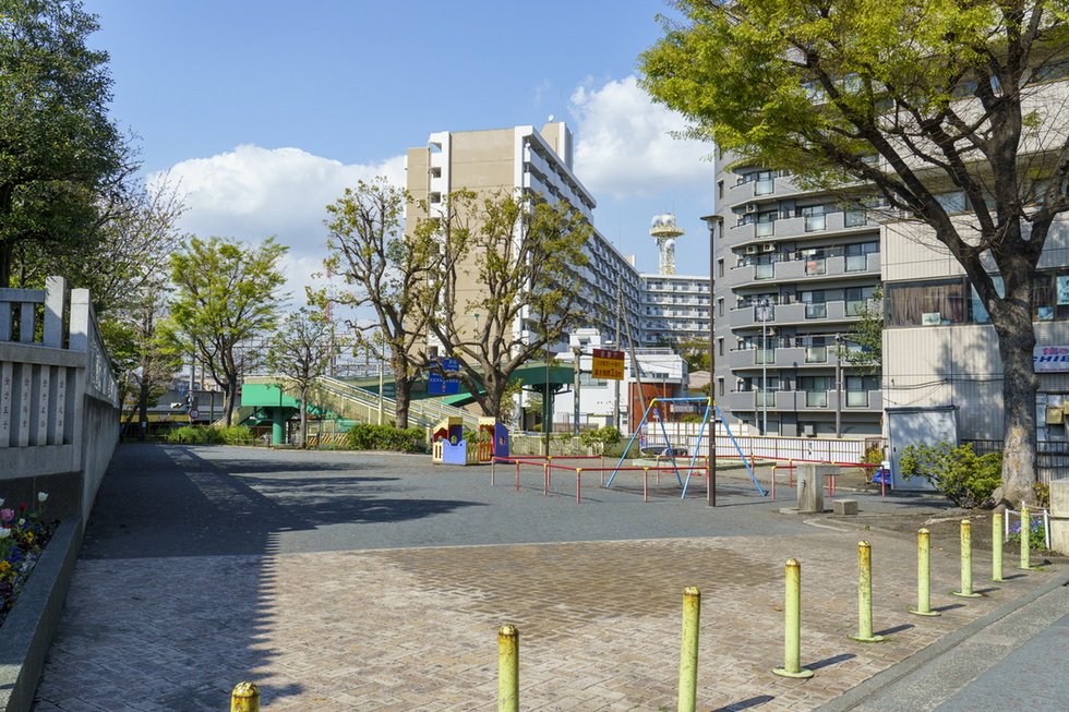 鶴見神社公園