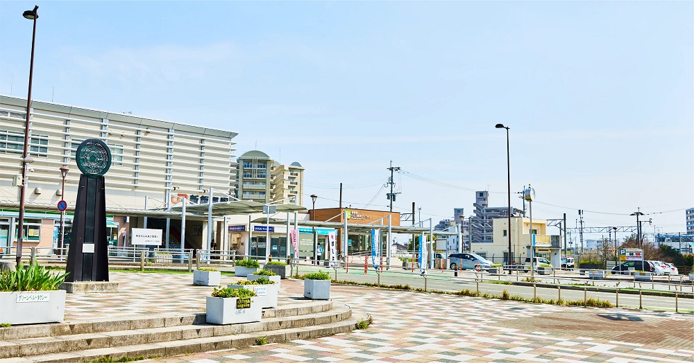 JR「新飯塚」駅