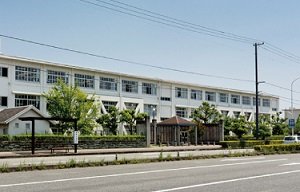 徳島市立城東中学校
