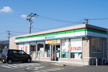 ファミリーマート福岡弥永三丁目店
