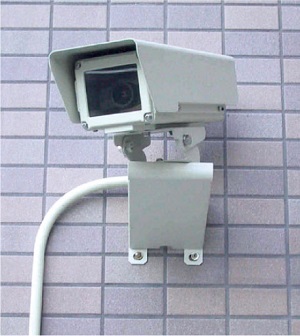 監視用カメラ