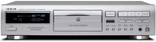 ティアックがCDレコーダー「CD-RW890MKII」　レコード、カセットなどを簡単にCD化