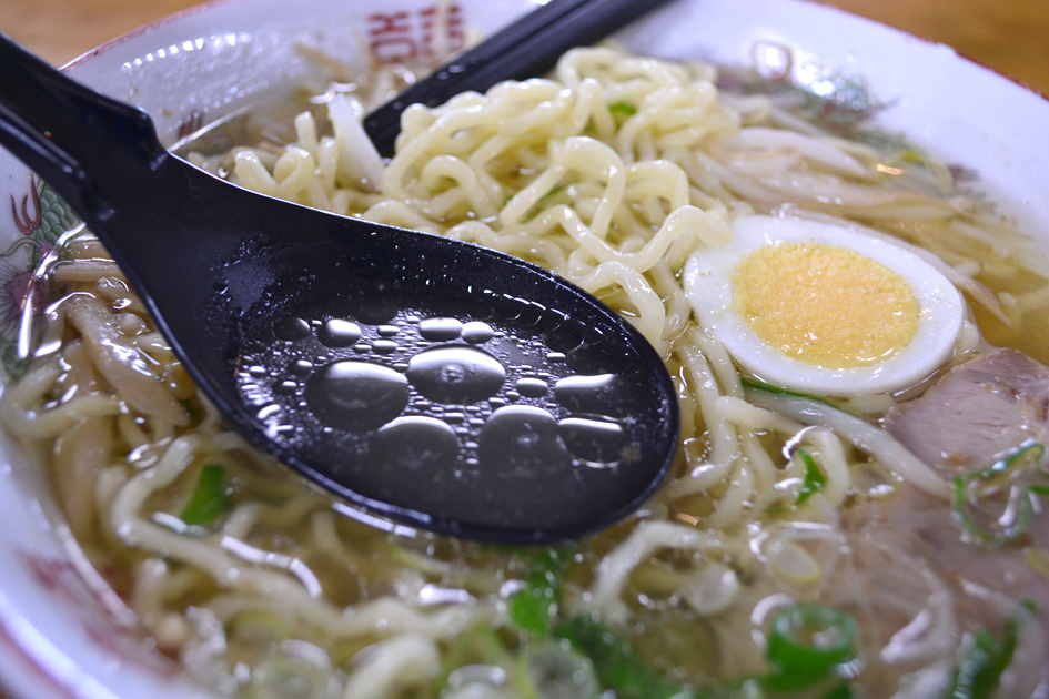 鳥取に広がるB級麺カルチャー「鳥取牛骨ラーメン」