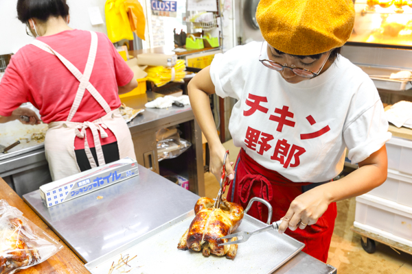 浦添から世界へ飛び出せ！沖縄県の「ブエノチキン」