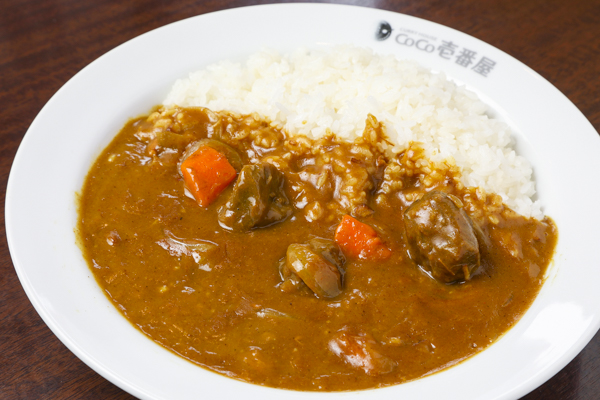 滋賀の“ココイチ”限定の「鹿カレー」に溶け込んだ、環境保全と地元愛