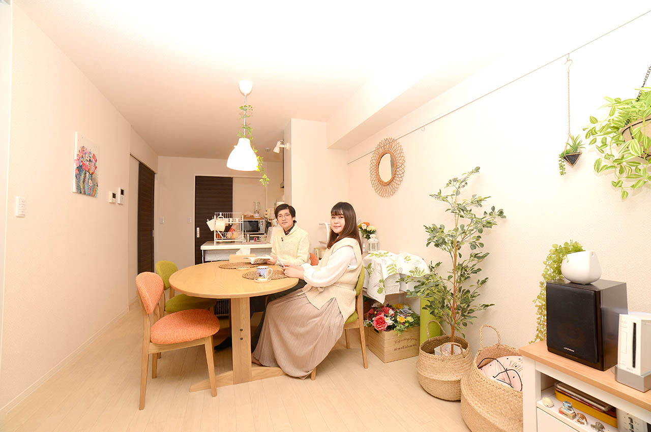 お部屋がリラックス空間に♪ナチュラルな古材テイストのセンター