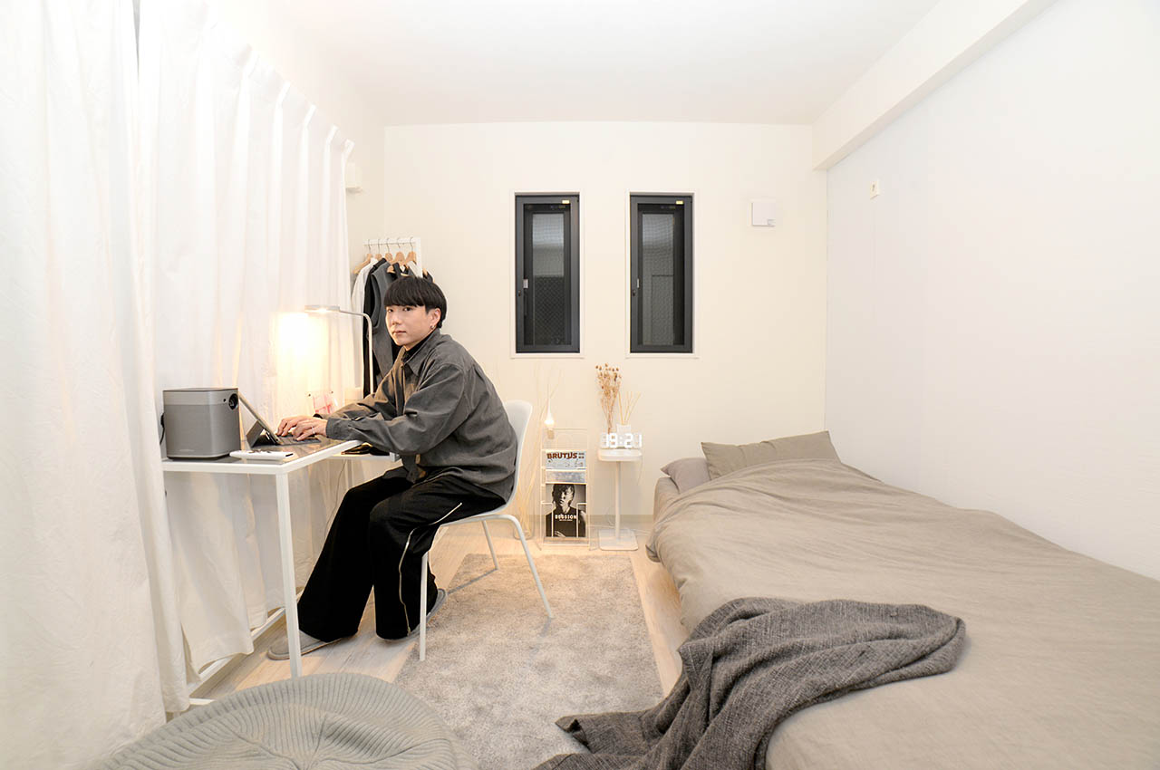 モノトーンでまとめたシンプル大人部屋 | こだわり“部屋”FILE