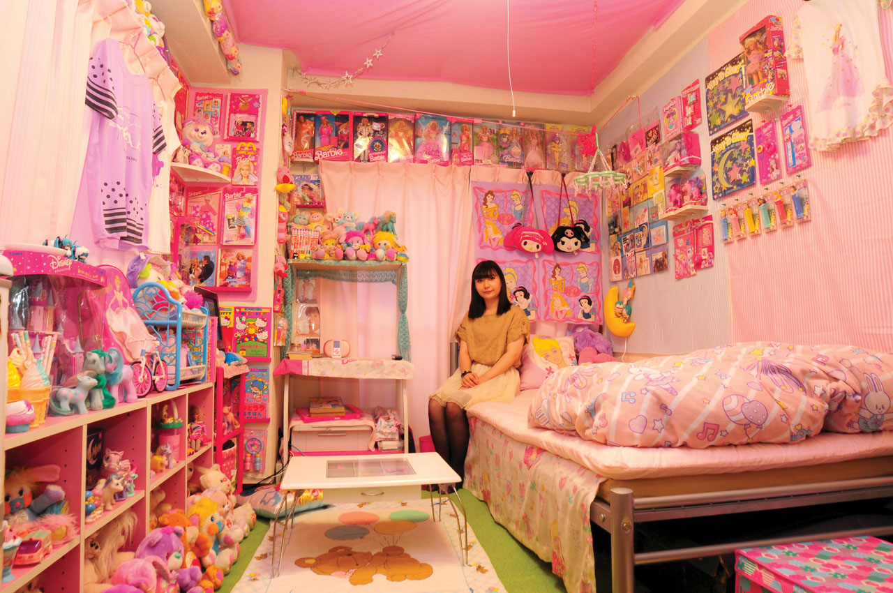 ピンクとキャラクターでまとめたおもちゃ部屋 | こだわり“部屋”FILE