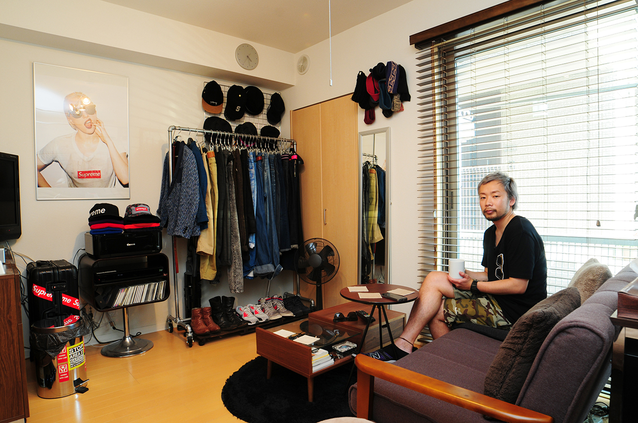 服と帽子に囲まれたストリートおしゃれ部屋 | こだわり“部屋”FILE