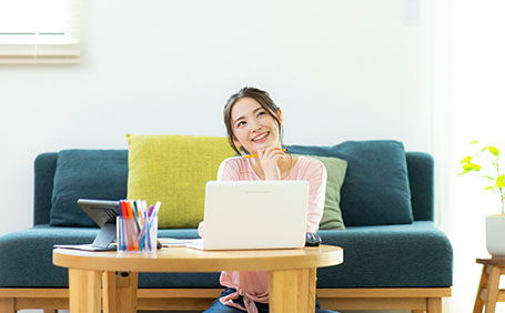 女子大学生の一人暮らし向け 部屋探しや家電 家具選びのポイントを紹介 アットホーム 住まい 不動産のお役立ち情報 ツール