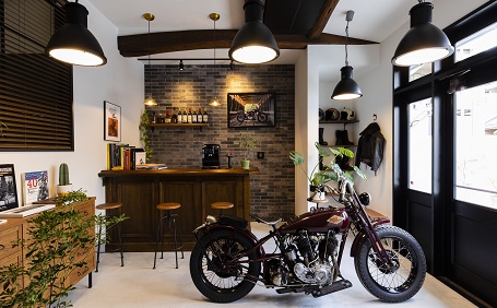 一戸建てリノベーション事例「家もバイクも。古いものを手入れして楽しみ、使い続ける」