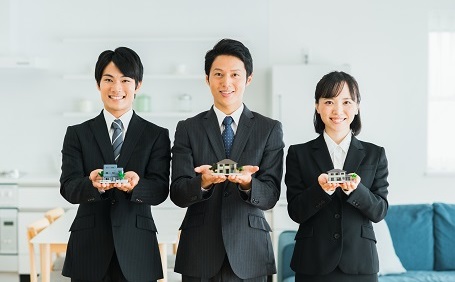 不動産会社の役割と種類は？管理会社と仲介会社の違いも解説