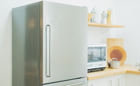 冷蔵庫の掃除方法は？頻度別にすることと冷蔵庫をきれいに保つポイントを徹底解説