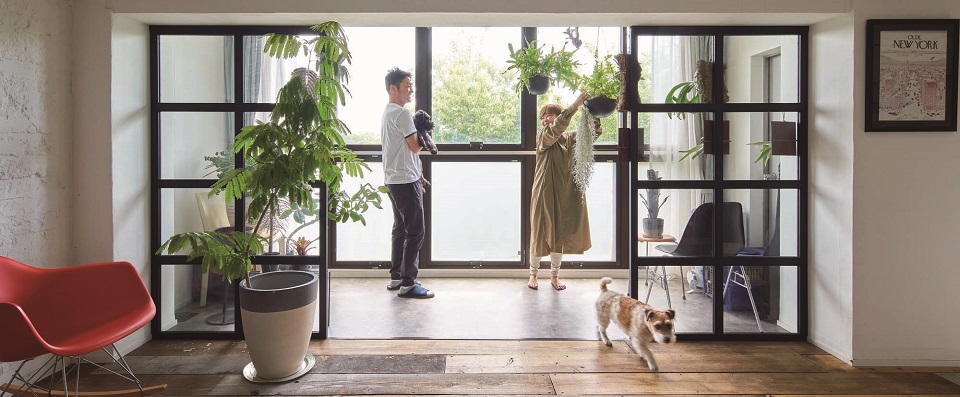マンションリノベーション事例「築50年超のマンションを犬たちと暮らしやすい家に」