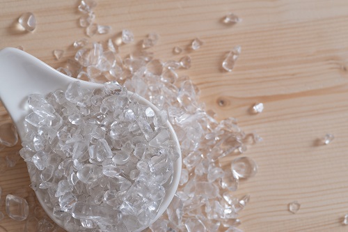 水晶がさざれ石になったもの。定期的な浄化も必要です