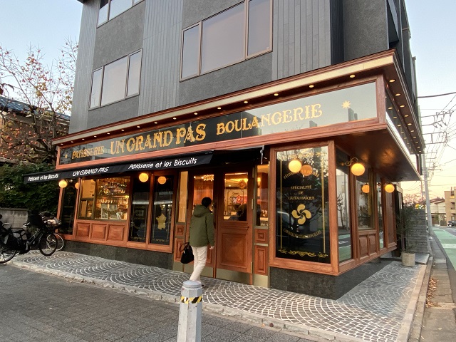 “フランスの街角にありそうなパティスリー” がコンセプトの洋菓子店です