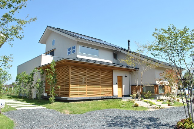 注文住宅の坪単価とは?全国平均や比較するポイント、抑える工夫も解説