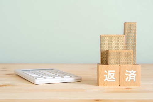 団信の特約を付けると返済額はどれくらい増えるのかを解説します