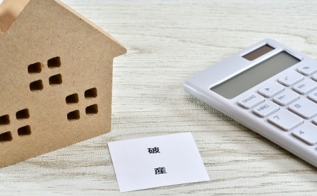 住宅ローンが払えない時は自己破産しかない？他の選択肢や生活への影響も含め徹底解説