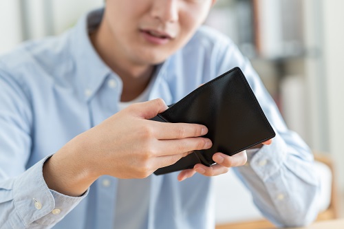 家を建て替えるお金がない場合の対処法を解説します