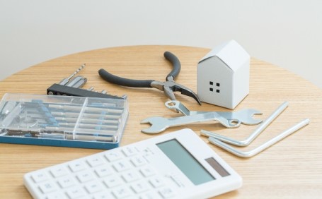 建て替えにおける解体費用はどれくらいかかる？相場や利用できる補助金を解説