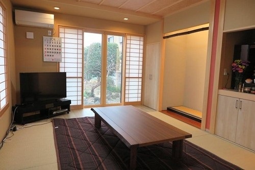 【大屋根が家族を繋ぐ2世帯住宅 Previous】(出典:太平ホーム(株))