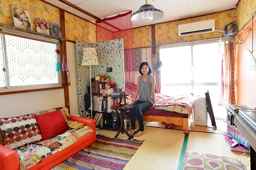 ゆうりさんの部屋「和室を活かしたカラフルレトロ部屋」
