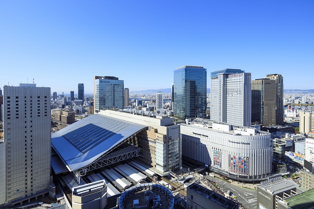 商業施設が充実し、交通利便性も高い街です