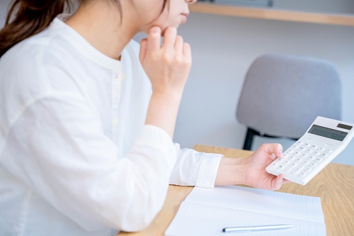 一人暮らしにかかる費用はいくらなのでしょうか