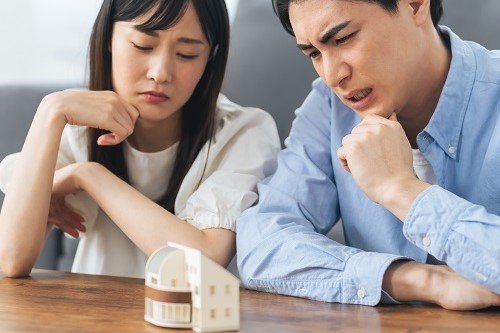 家を建て替えずに住み続けるリスクを紹介します