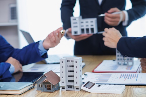 節税を目的にマンション経営を始めるリスクを解説します