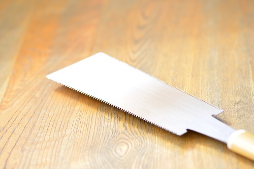 ノコギリにはさまざなまな種類があるため、切る素材や用途に合わせて選びましょう