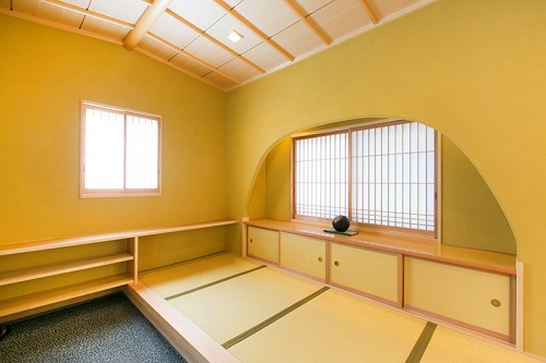 数寄屋造りの和モダンな家/出典:金子建設(株)