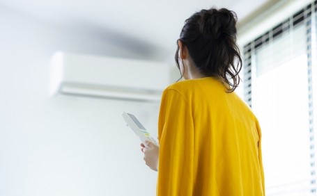 賃貸物件のエアコンが故障！どうすればいい？費用負担や対応方法を徹底解説