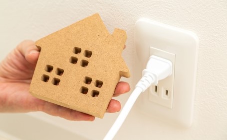 注文住宅のコンセントの数と位置の正解は？後悔しない決め方を徹底解説