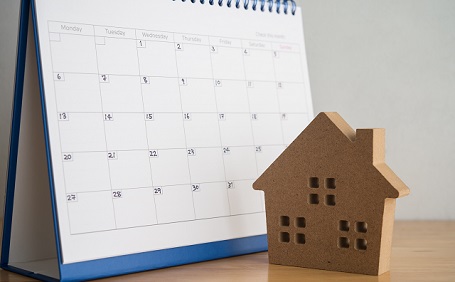 不動産を5年以内に売却すると税金は不利？売るタイミングを判断する際の注意点も解説