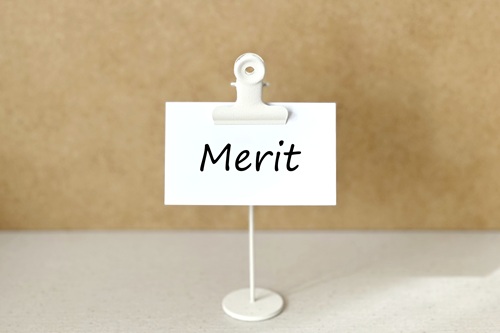 ダウンライトを設置するメリットは?