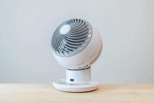サーキュレーターは部屋の温度調節に有用です