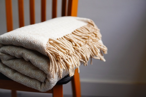 足元を温めると体感温度は大きく変わります