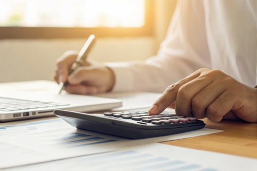 事業者のマンション売却での消費税の計算方法を解説します