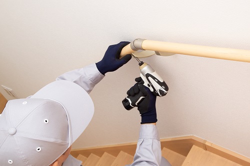 取りつけた手すりの高さは変更できるかどうか解説します