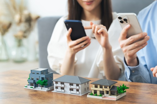 他の住宅と比較した時の平屋の建築費用を紹介します