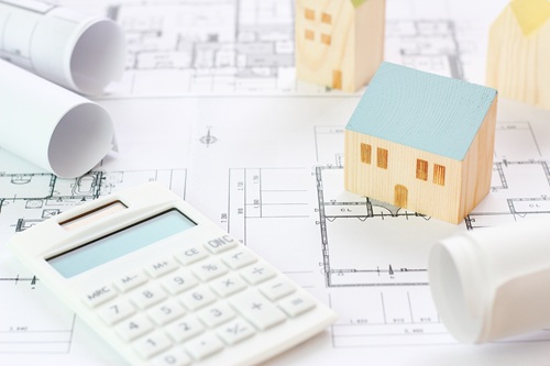 平屋と2階建てはどちらが安いかを解説します