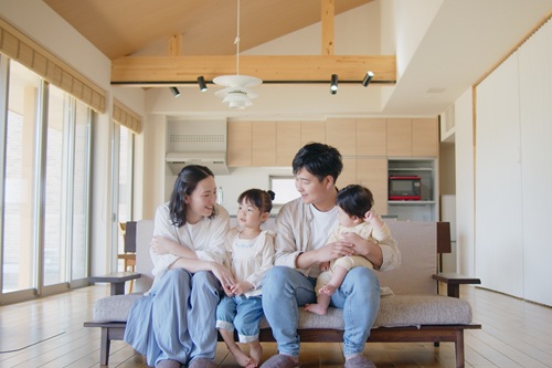 平屋と2階建てはどちらが安全であるか解説します