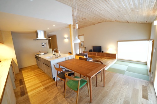 後悔しない横並びダイニングをつくるポイントを解説します