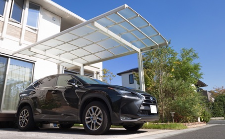 カーポートの建ぺい率とは？計算方法や緩和条件、後付けで確認すべきポイントを解説