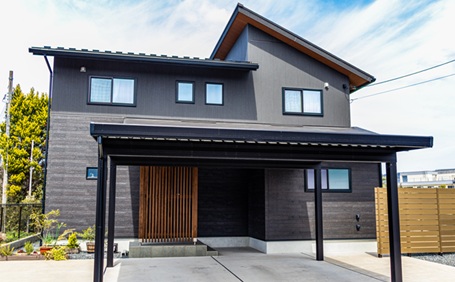 カーポートとガレージの違いは？2025年の法改正についても徹底解説